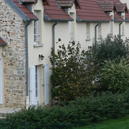 La Croix De La Jarrie Châtres